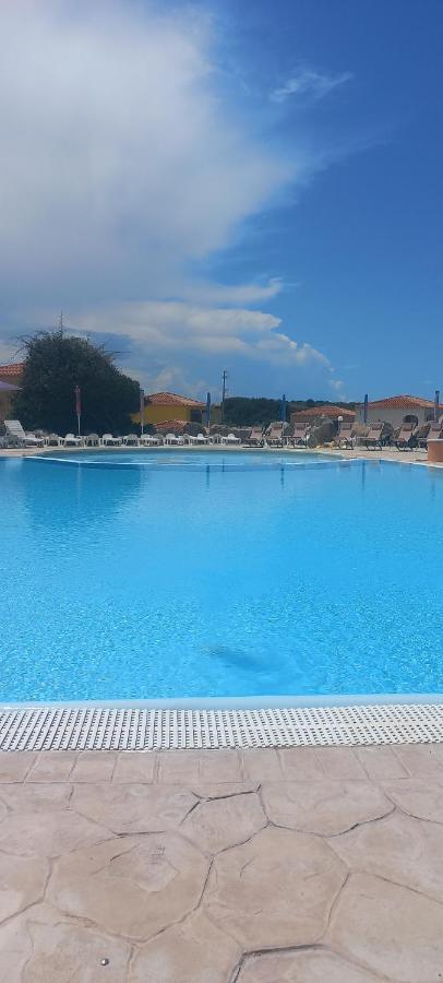 Surf House Mirice Apartment Vignola Mare Exterior photo